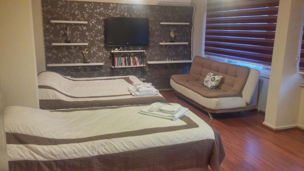 Flora Hotel Burhanli Εξωτερικό φωτογραφία