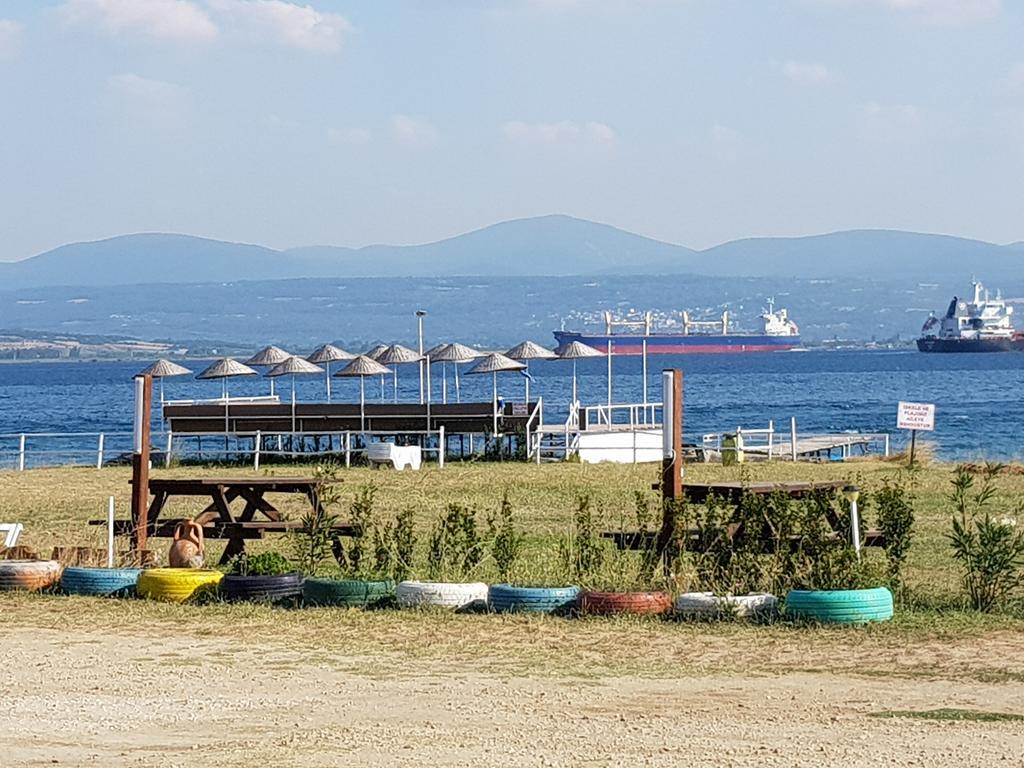 Flora Hotel Burhanli Εξωτερικό φωτογραφία
