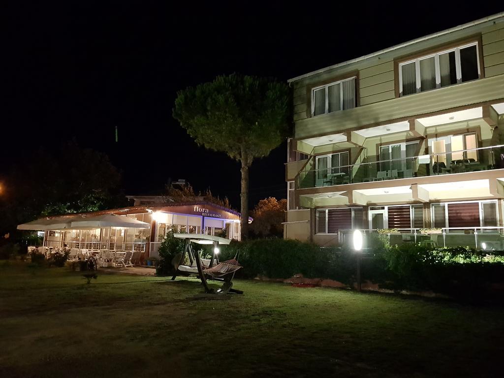 Flora Hotel Burhanli Εξωτερικό φωτογραφία