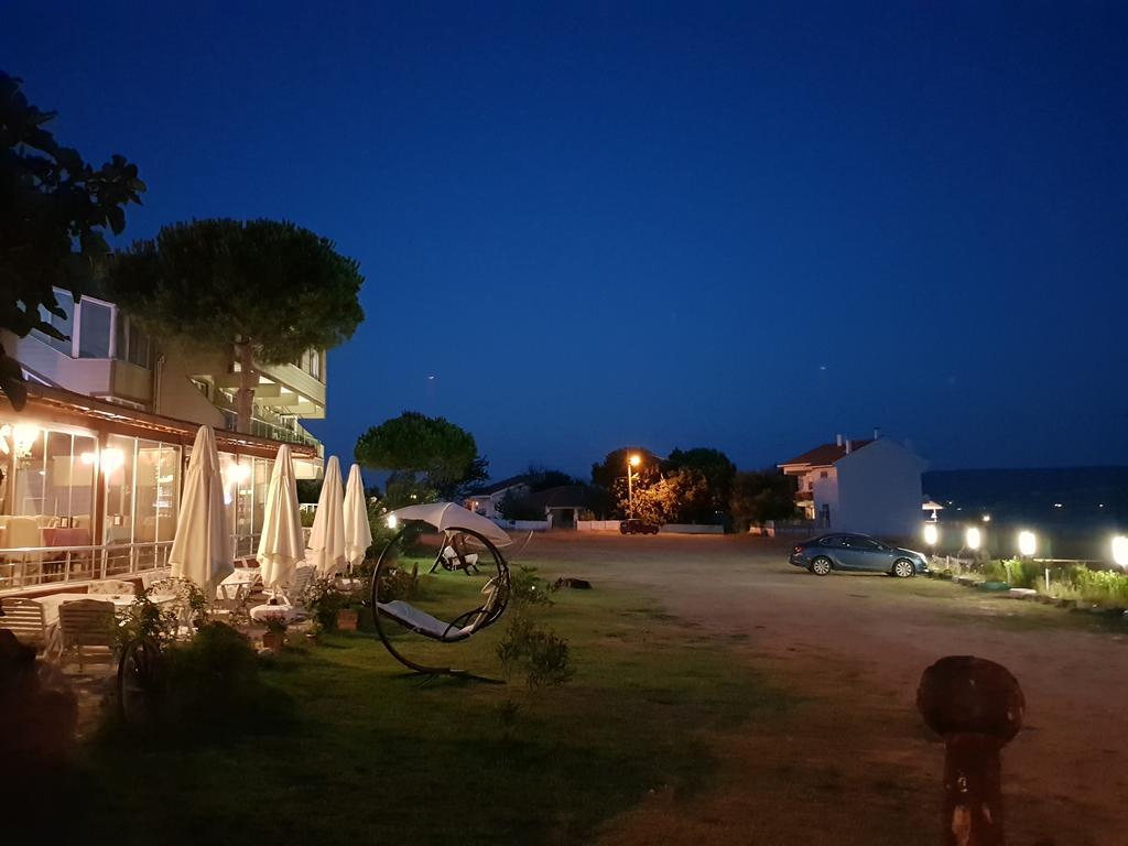 Flora Hotel Burhanli Εξωτερικό φωτογραφία