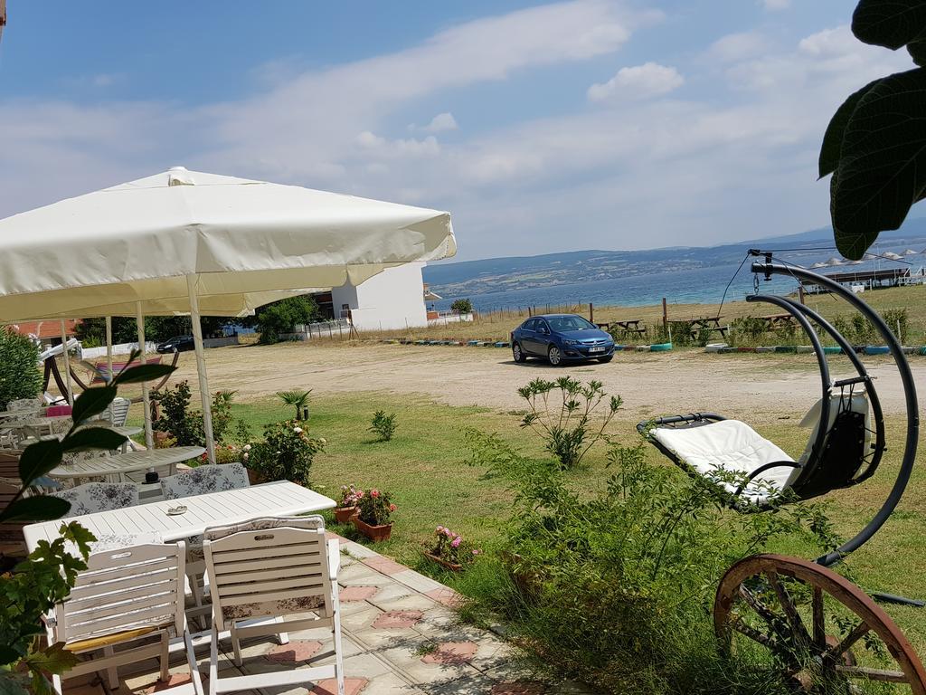 Flora Hotel Burhanli Εξωτερικό φωτογραφία