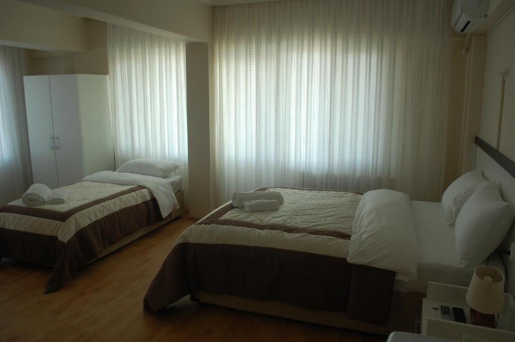 Flora Hotel Burhanli Εξωτερικό φωτογραφία